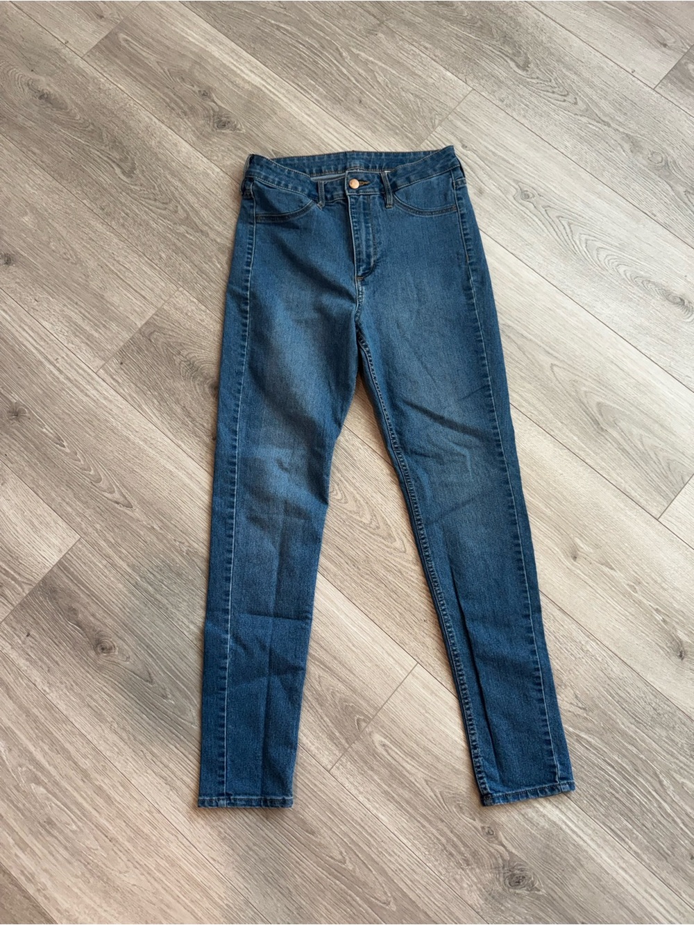 H&M Skinny High Waist Ankle Jeans – Size 28 – Medium Wash
